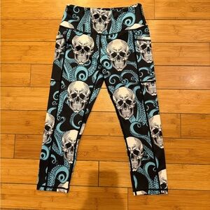 Constantly Varied Gear CVG Blue/black skull leggings with kraken octopus Sz XS